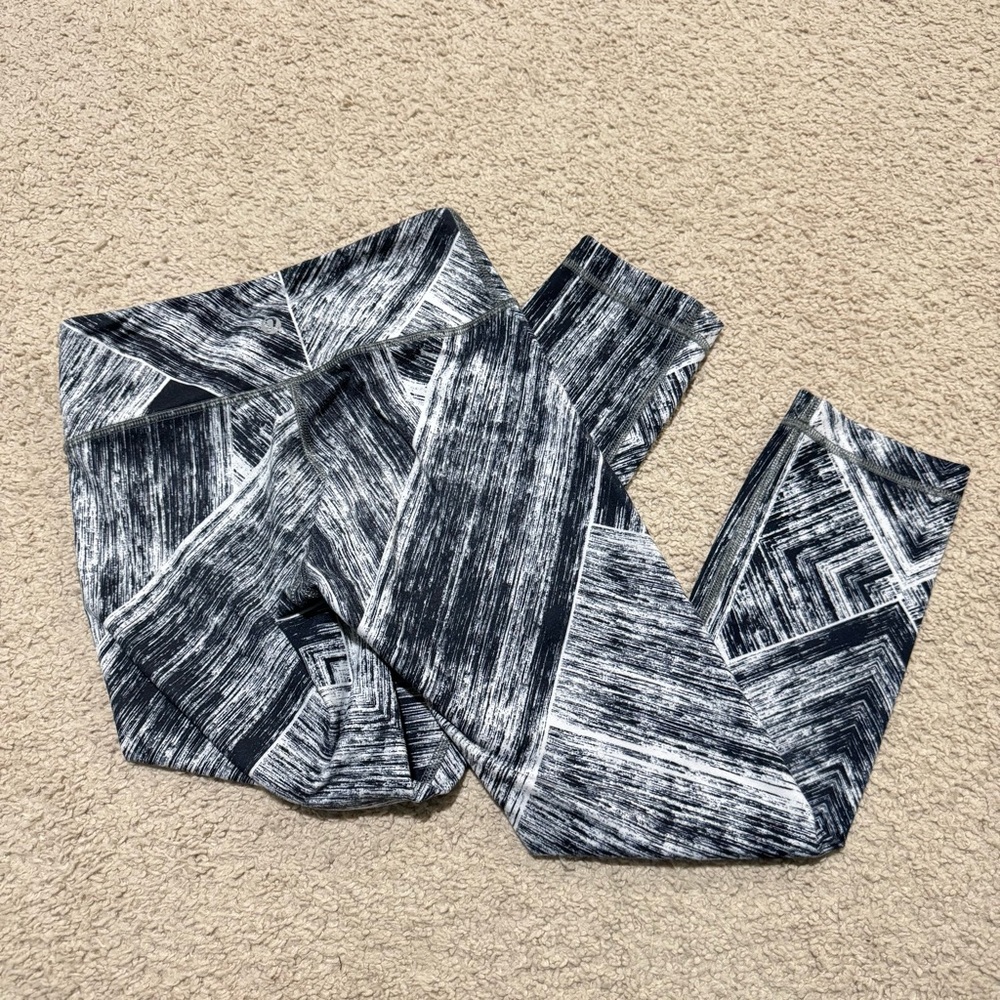 Lululemon Wunder Under Crop Leggings